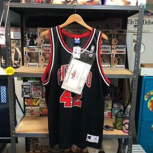 Elton Brand Chicago Bulls Numbered Autograph Champion Jersey